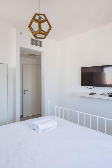 O&O Group- Magical 4Br Apt With Panoramic Sea View Bat Yam Dış mekan fotoğraf